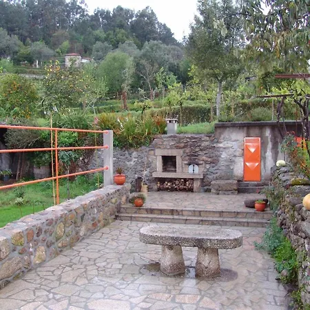 Quinta Santa Marinha Farm stay *