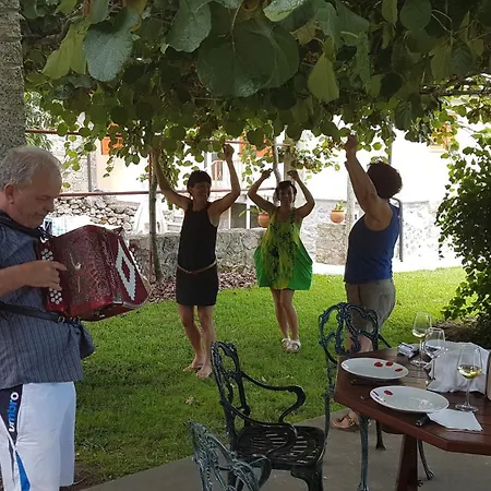 Quinta Santa Marinha Farm stay *