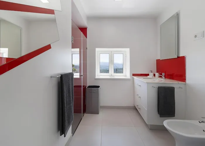 Quinta Santa Marinha * 阿尔库什迪瓦尔德维什